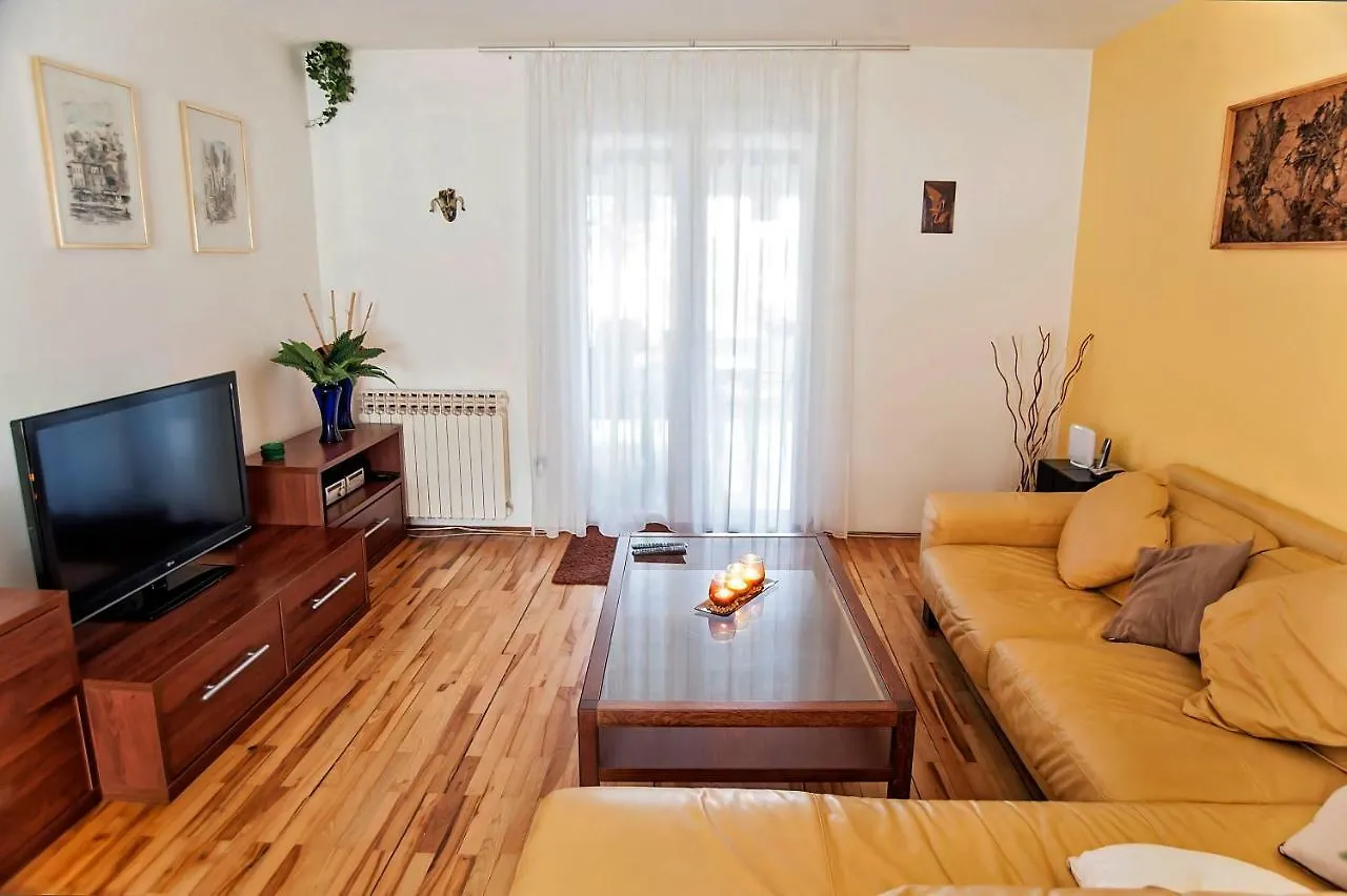 Hana House Pula Villa Holiday home
